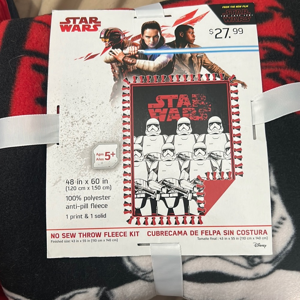 Star Wars 48x60in fleece throw! Never used, Brand New
